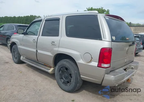 2004 Cadillac Escalade Standard z USA, uszkodzony, nr VIN 1GYEK63N14R177291